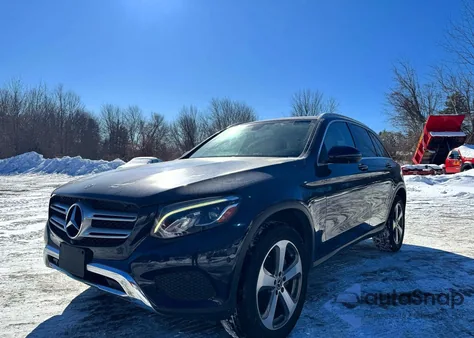 2019 Mercedes-Benz Glc 300 4Matic z USA, uszkodzony, nr VIN WDC0G4KB9KV172092